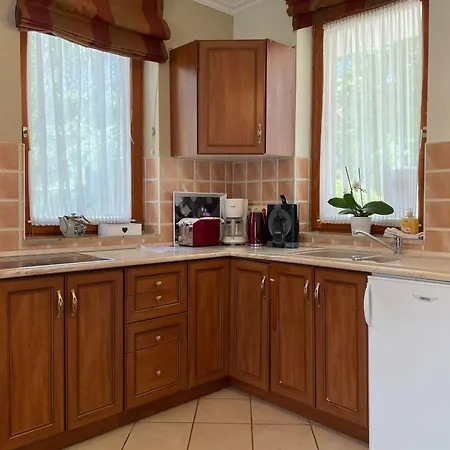 Kastelo Teraso Park Apartment With 25M Private Groundfloor Terrace * Zalacsány