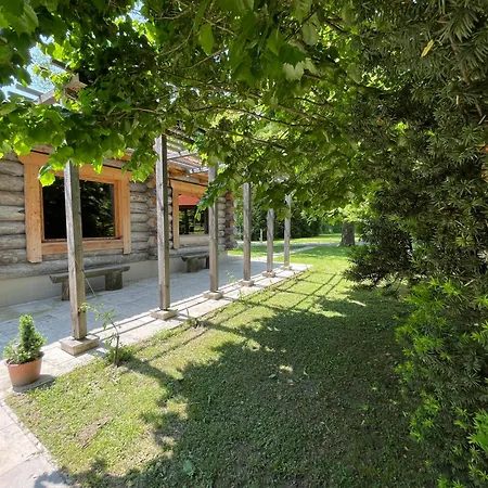 Kastelo Teraso Lägenhet Zalacsány