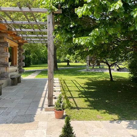 Kastelo Teraso Park Apartment With 25M Private Groundfloor Terrace Lejlighed *