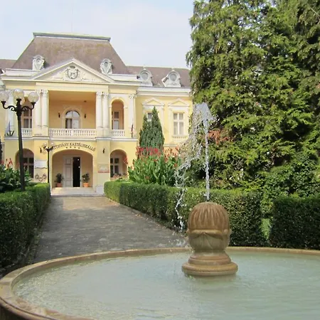 Kastelo Teraso Lägenhet *