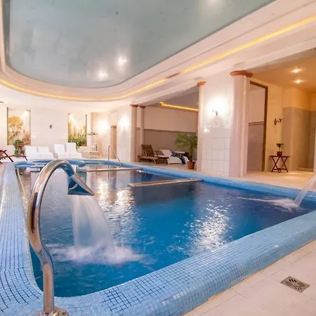 Lejlighed Kastelo Teraso Park Apartment With 25M Private Groundfloor Terrace *
